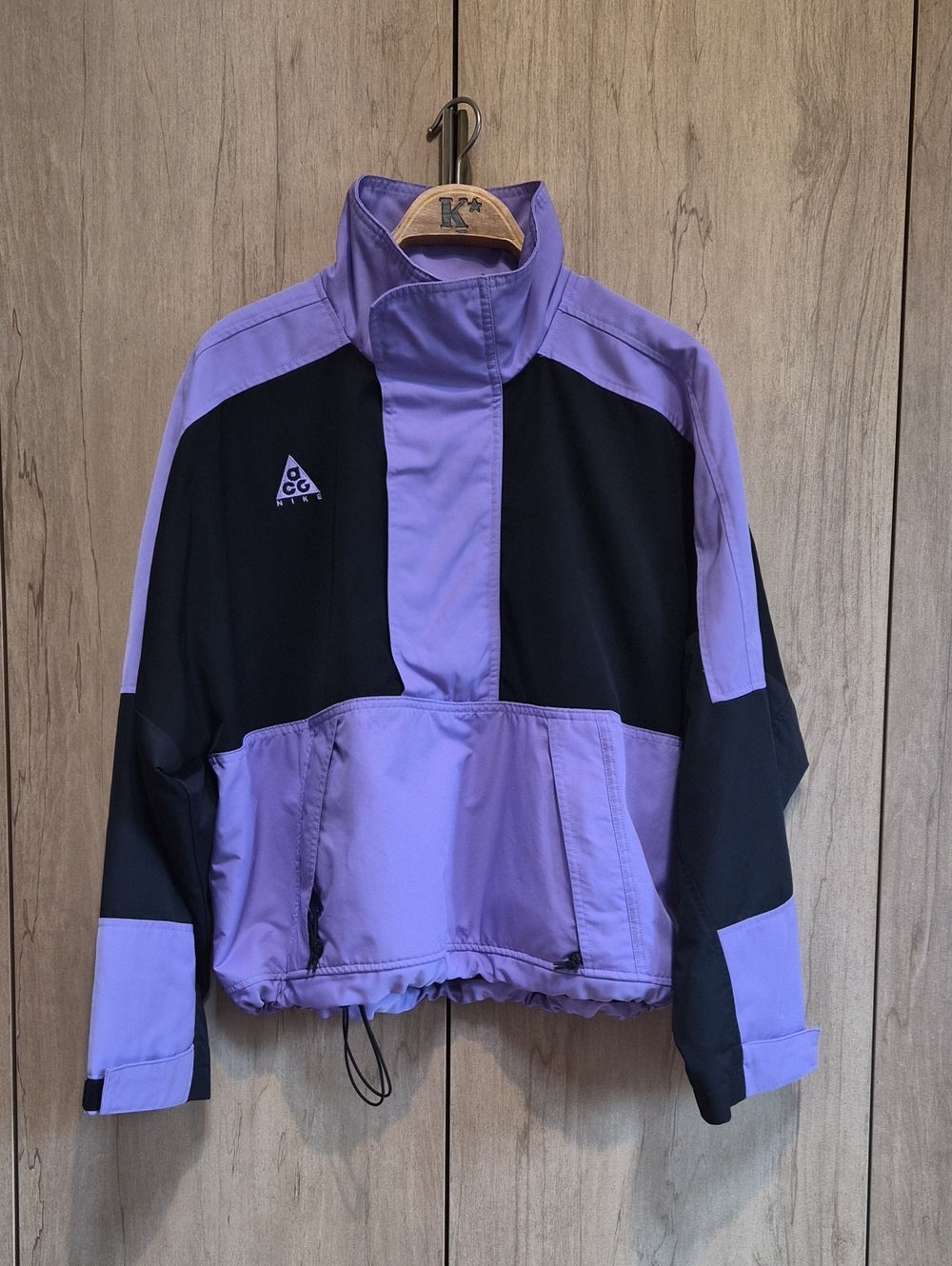 Nike ACG Women's Purple and Black Windbreaker